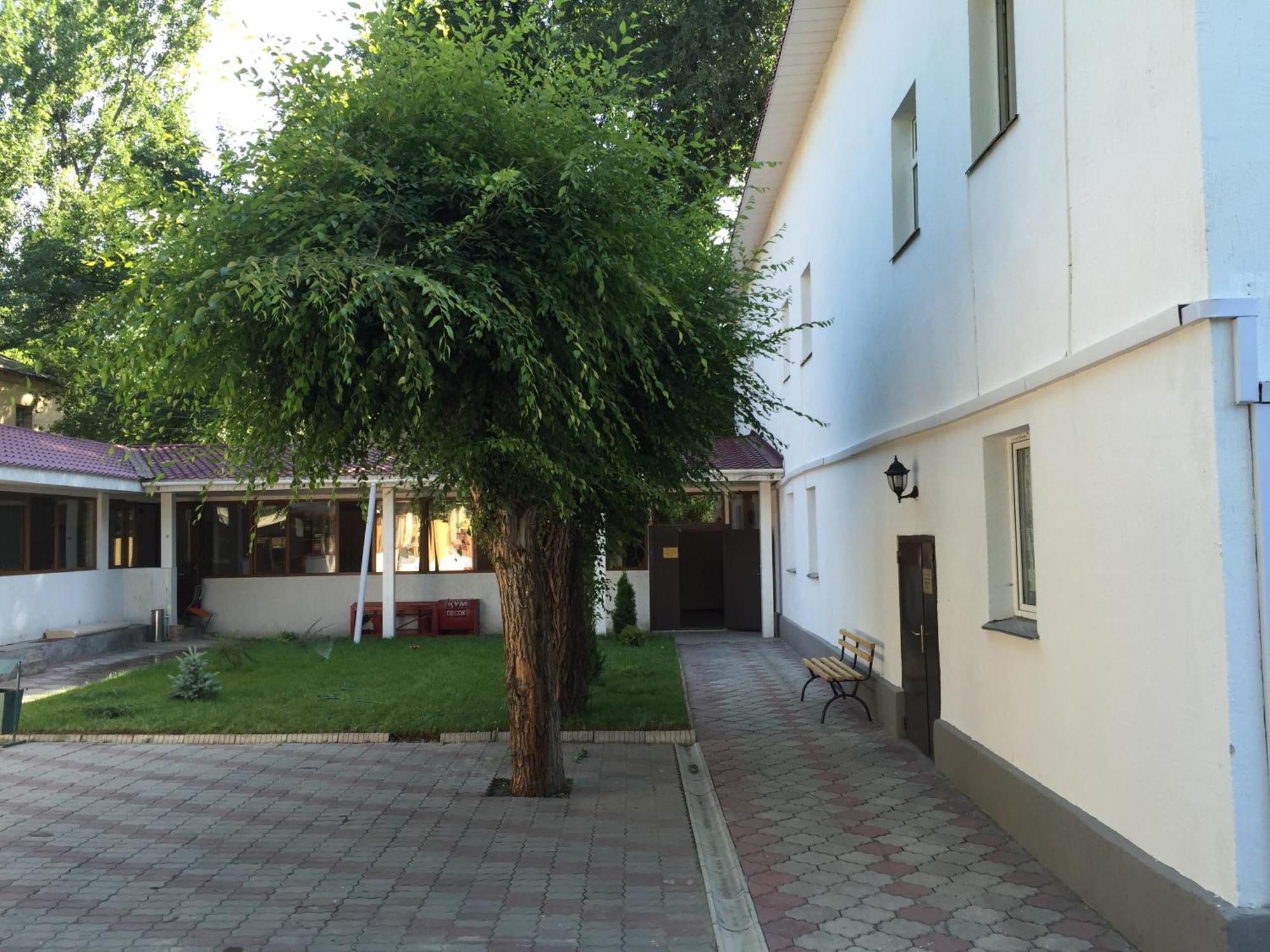 Hostel Fiveseasons Almaty Exterior foto