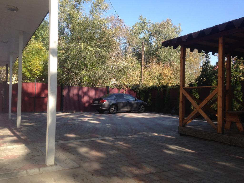 Hostel Fiveseasons Almaty Exterior foto